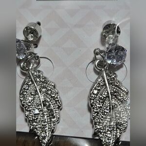 Elegant Silver Leaf Dangle Earrings